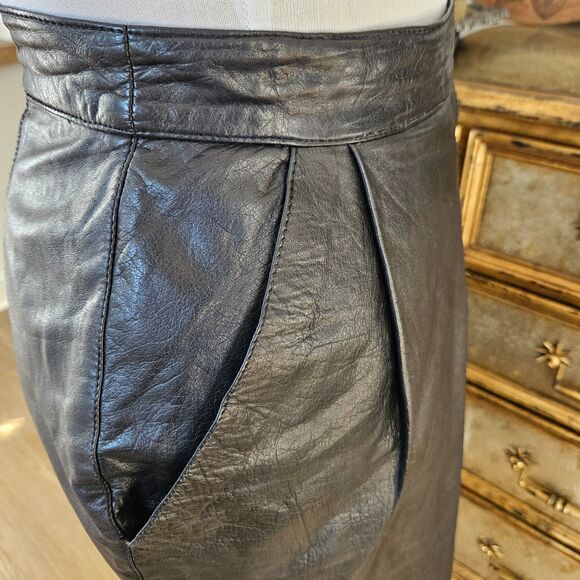 SYNERGY Black Genuine Leather Midi Pencil Skirt Classic Vintage Womens Size 12 - Picture 3 of 16